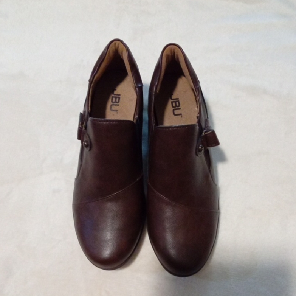 Stylish Brown Leather Loafers for Women